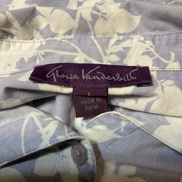 Gloria Vanderbilt Light Blue White 3/4 Sleeve Button Down Blouse - Picture 6 of 6